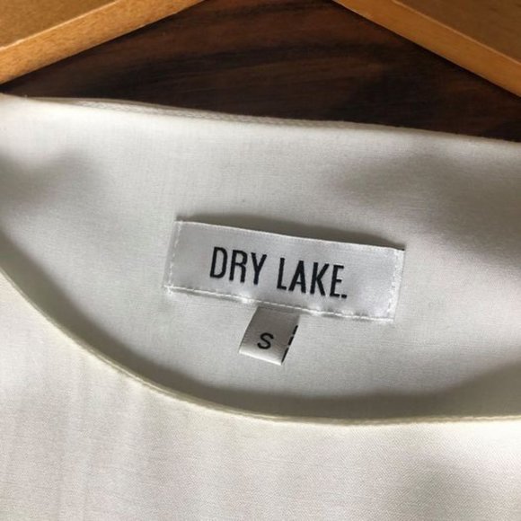 White Dress by Dry Lake - Picture 2 of 4